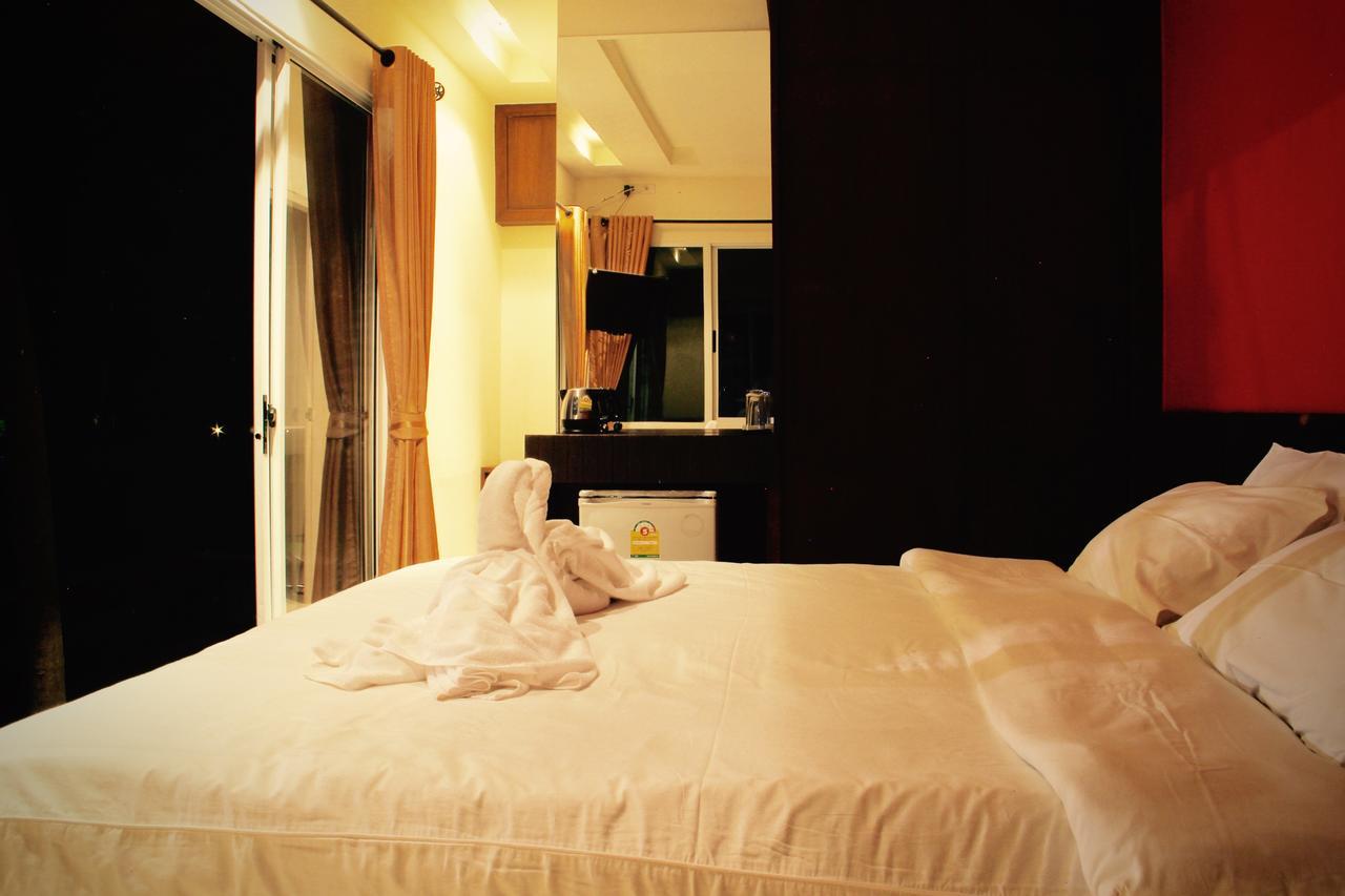 Singha Rubber Tree Hotel Ban Huai Maenam Noi Екстериор снимка