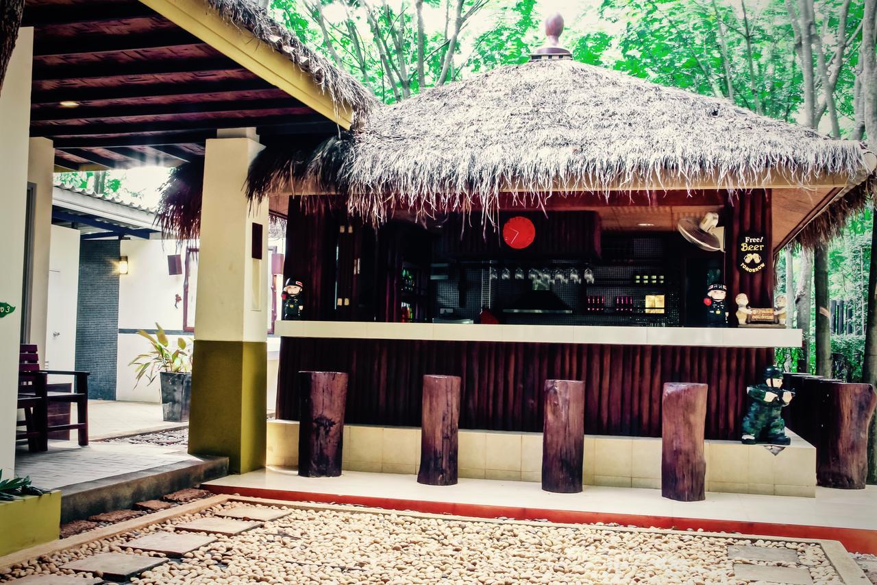 Singha Rubber Tree Hotel Ban Huai Maenam Noi Екстериор снимка