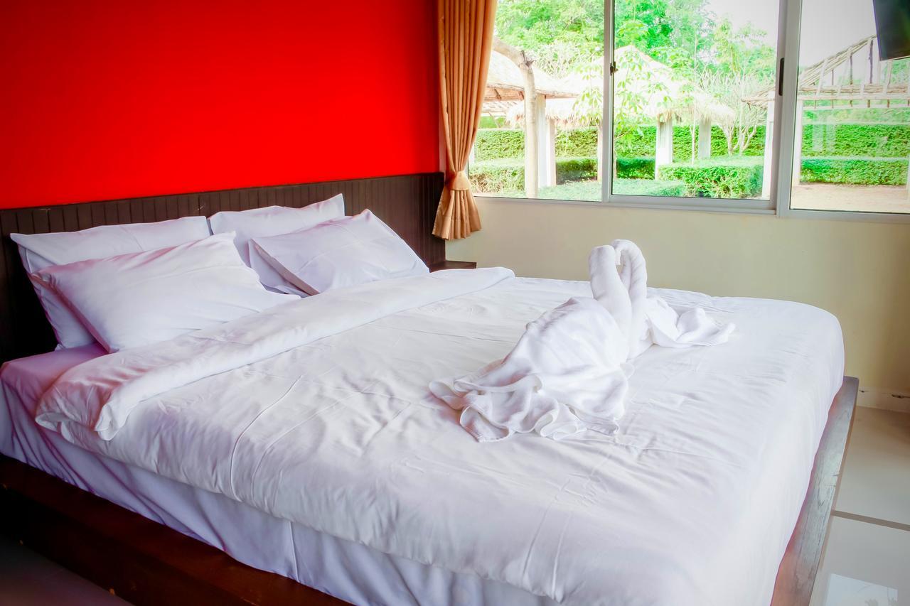 Singha Rubber Tree Hotel Ban Huai Maenam Noi Екстериор снимка