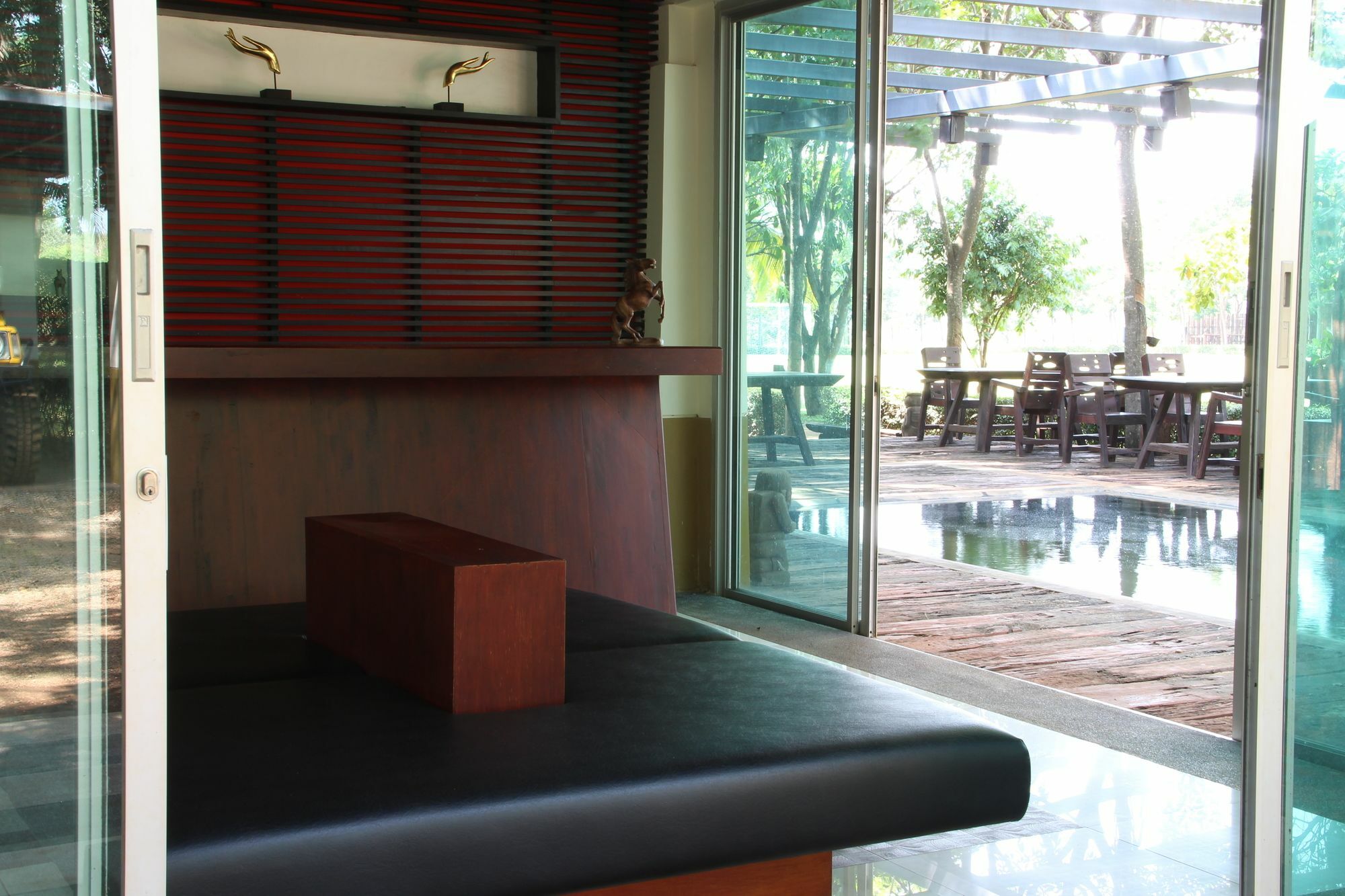 Singha Rubber Tree Hotel Ban Huai Maenam Noi Екстериор снимка